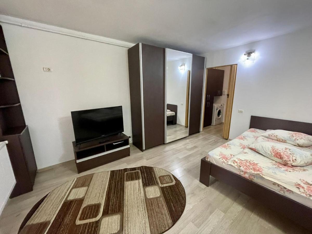 Apartamento Garsoniera Moderna Parcare Internet Piteşti Exterior foto